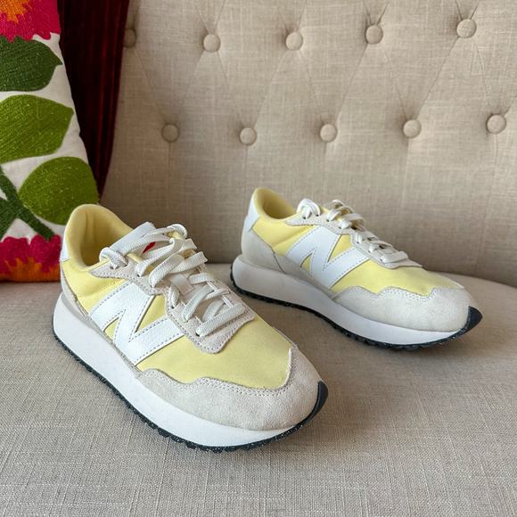 New Balance 237 Athletic Sneaker Women Size 8 Men Size 6 - Picture 2 of 11